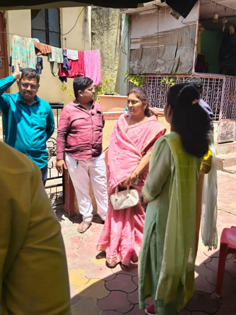 प्रभाग क्रमांक ७ मधील समस्यांची नगराध्यक्षा मोहिनी सावंत यांच्याकडून पाहणी; स्वच्छता व पाणीप्रश्न मार्गी लावण्याचे प्रशासनाला आदेश