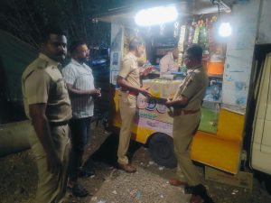 बारामती एमआयडीसी रोडच्या कडेला दारू पिण्यासाठी तसेच प्रोत्साहन देणाऱ्यांवर कारवाई…